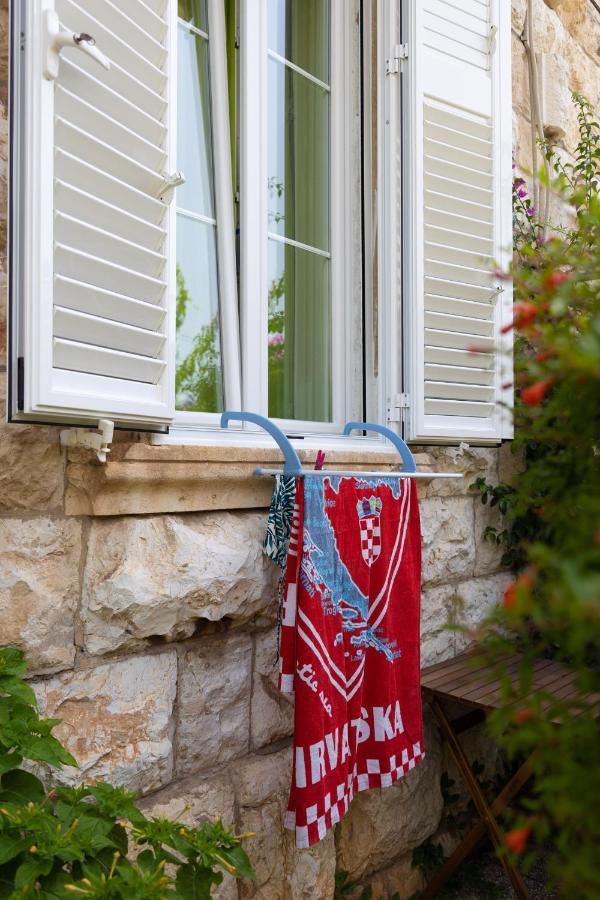 Guest House Cinema Close To Port Dubrovnik Exterior foto