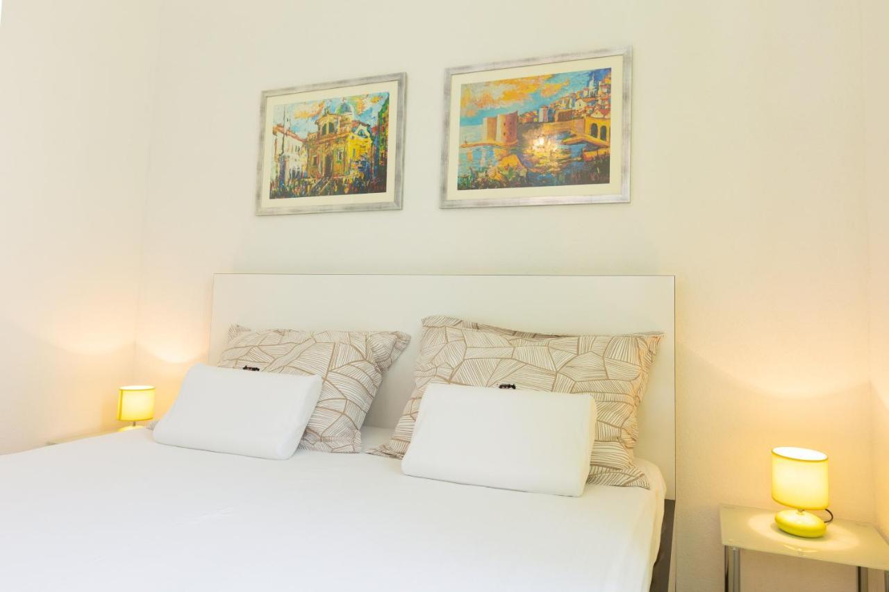 Guest House Cinema Close To Port Dubrovnik Exterior foto